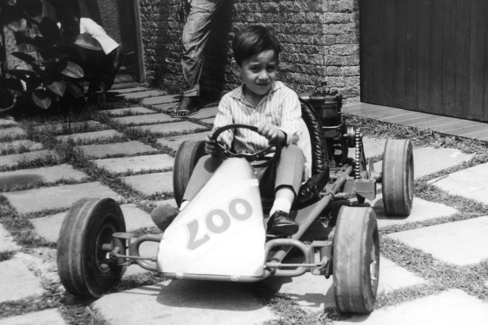 Mas contenidos sobre Senna Su primer Kart, el primer pase de