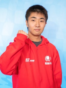 予選タイムトライアルでも決勝レースでも終始安定した速さをみせ、初優勝を達成した一般の部、福島県代表・鈴木 聖弥（19）選手