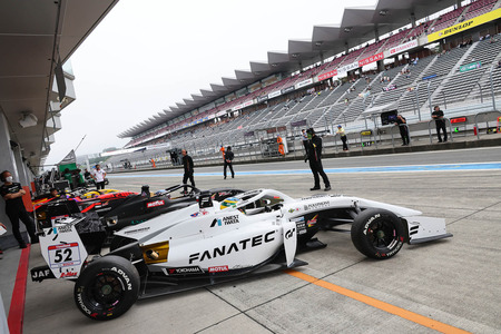 As the car moves from Suzuka to Fuji, major setup changes are made to focus on maximum top speed