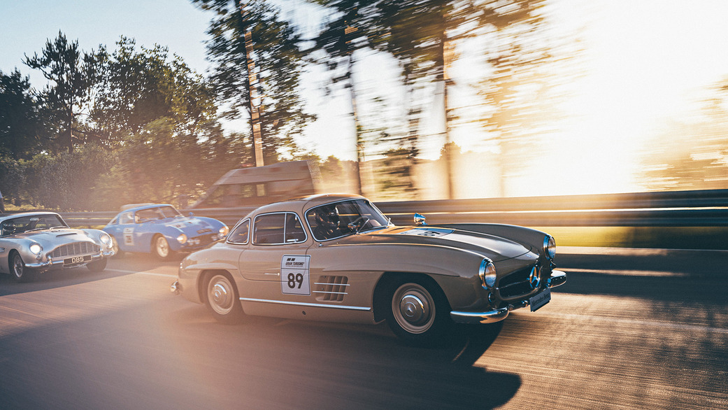 グランツーリスモ ドットコム グランツーリスモ ドットコム