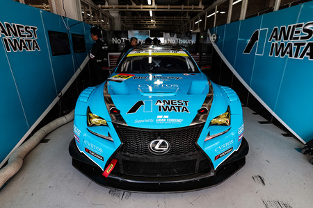 After a collision with another car in Round 4 at Fuji Speedway, the ANEST IWATA Racing RC F GT3 was repaired and looks brand new for its outing at Suzuka