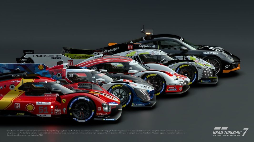 Gran Turismo 7 recibe los vehículos extremos de competición en su nueva actualización