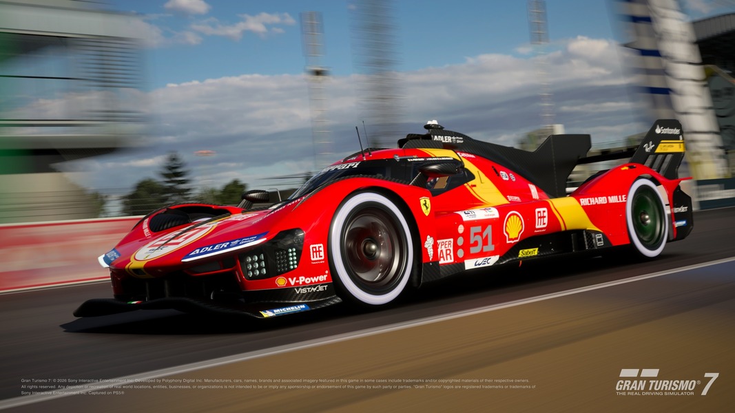 Gran Turismo 7 recibe los vehículos extremos de competición en su nueva actualización