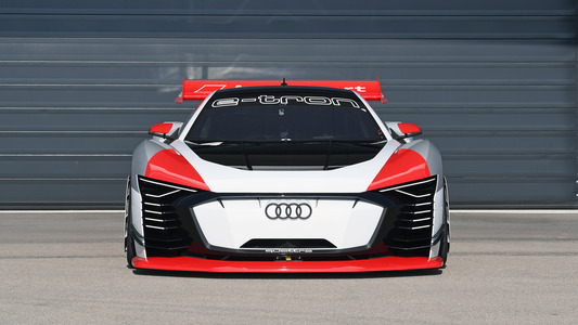 Audi e-tron Vision Gran Turismo (modèle réel).