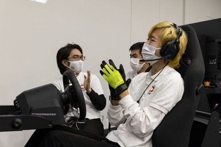 2連覇達成の中央大学。シートに収まるのは1年の山崎勝太。